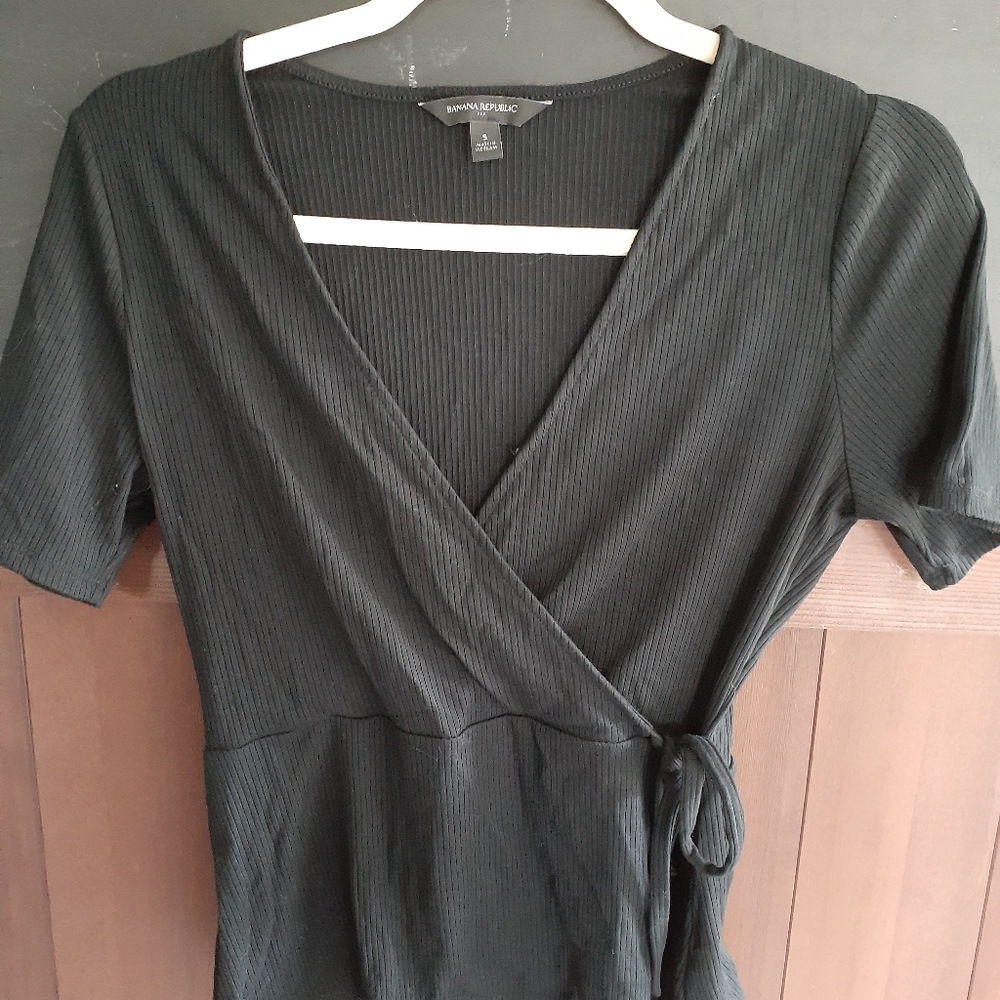 Short sleeve top